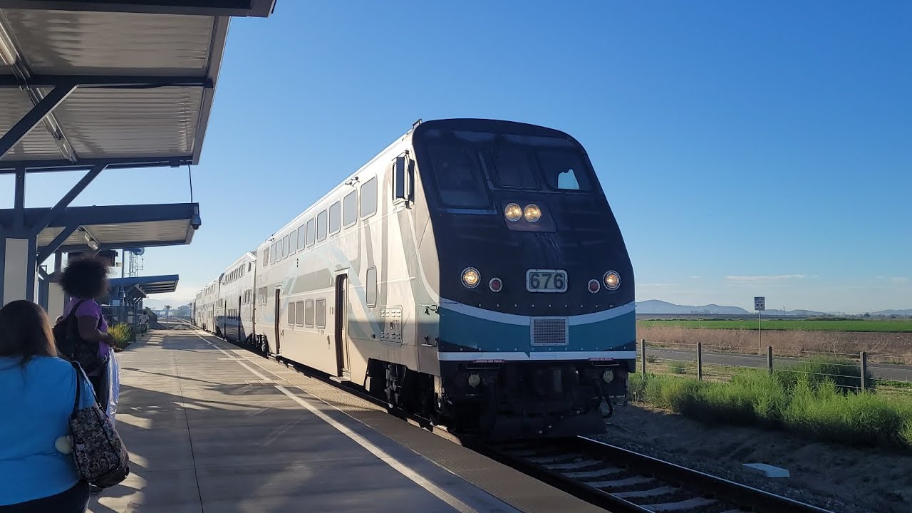Short Video Of Riding Metrolink 753 From Perris South To Fullerton On 10-7-23.
