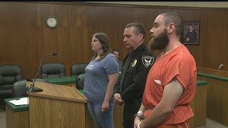 Struthers man accused of hitting woman, infant son Struthers man accused of hitting woman, infant son