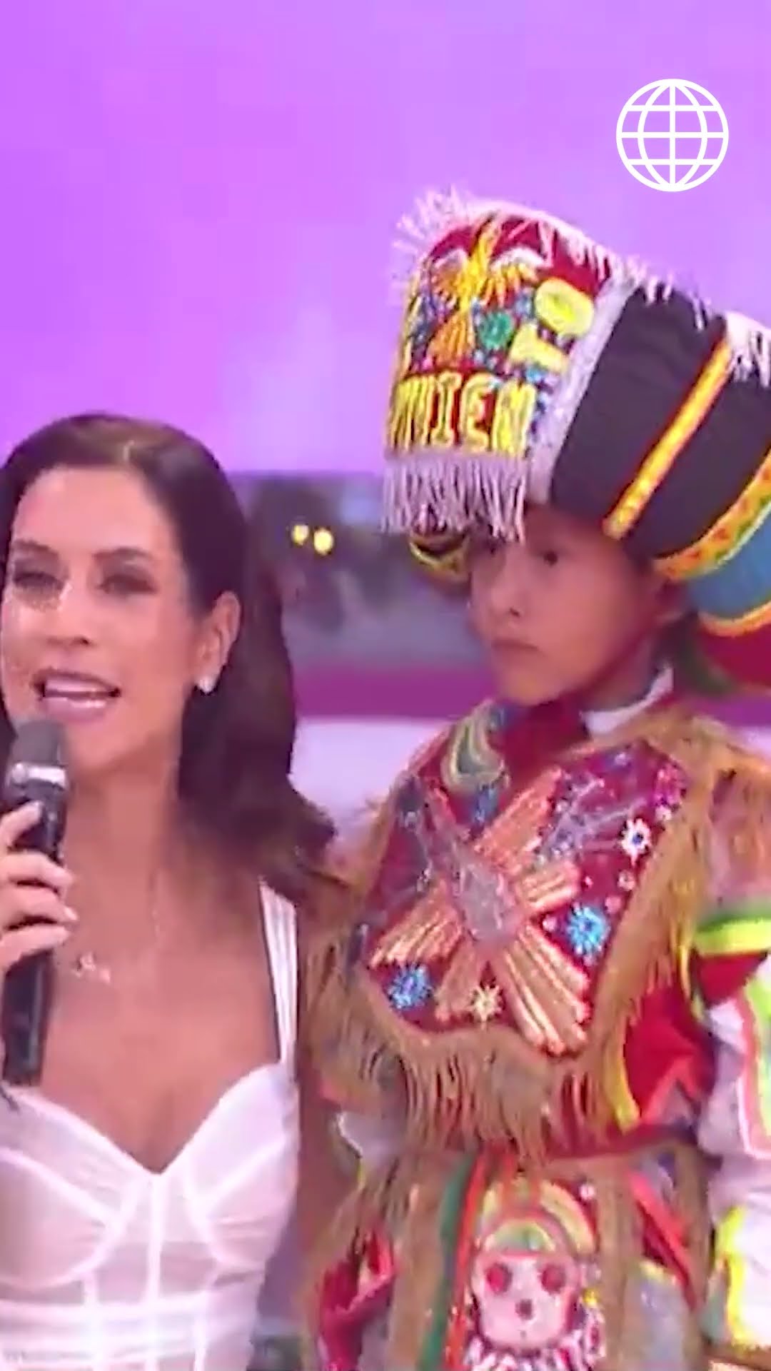 MANDE QUIEN MANDE | The youngest scissors dancer  | #Shorts