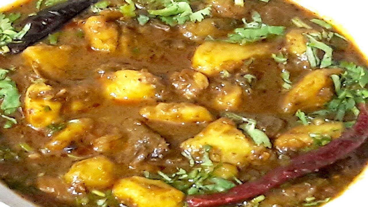 घर पर बनायें पूरी के साथ खाने वाली हलवाई स्टाइल आलू की सब्ज़ी | Halwai style Aloo ki Sabzi ...