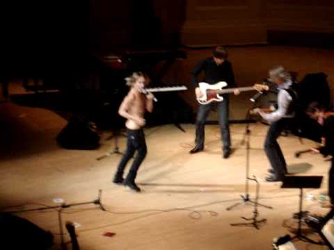 Iggy Pop&#039;s Last Stage Dive, Carnegie Hall