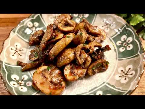 Funghi misti al pomodoro contorno per carne o pesce buonissimo e semplice. Pochi ingredienti!!