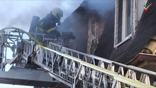 2023 12 26 - Küchenbrand in Letmathe - Feuerwehrgroßeinsatz am zweiten Weihnachtstag