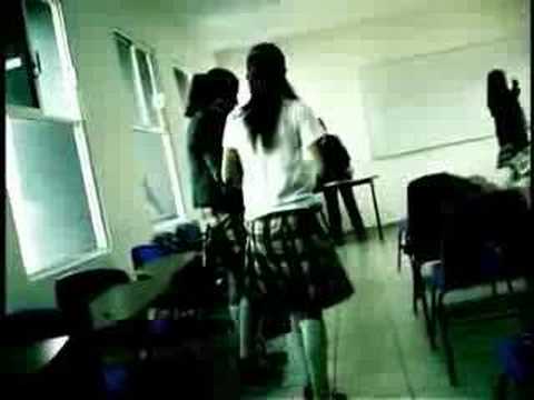 Watch the video for No me consumiré