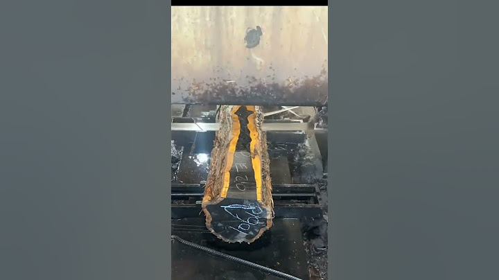 How is purple sandalwood cut #machine #bambooindustry #wood