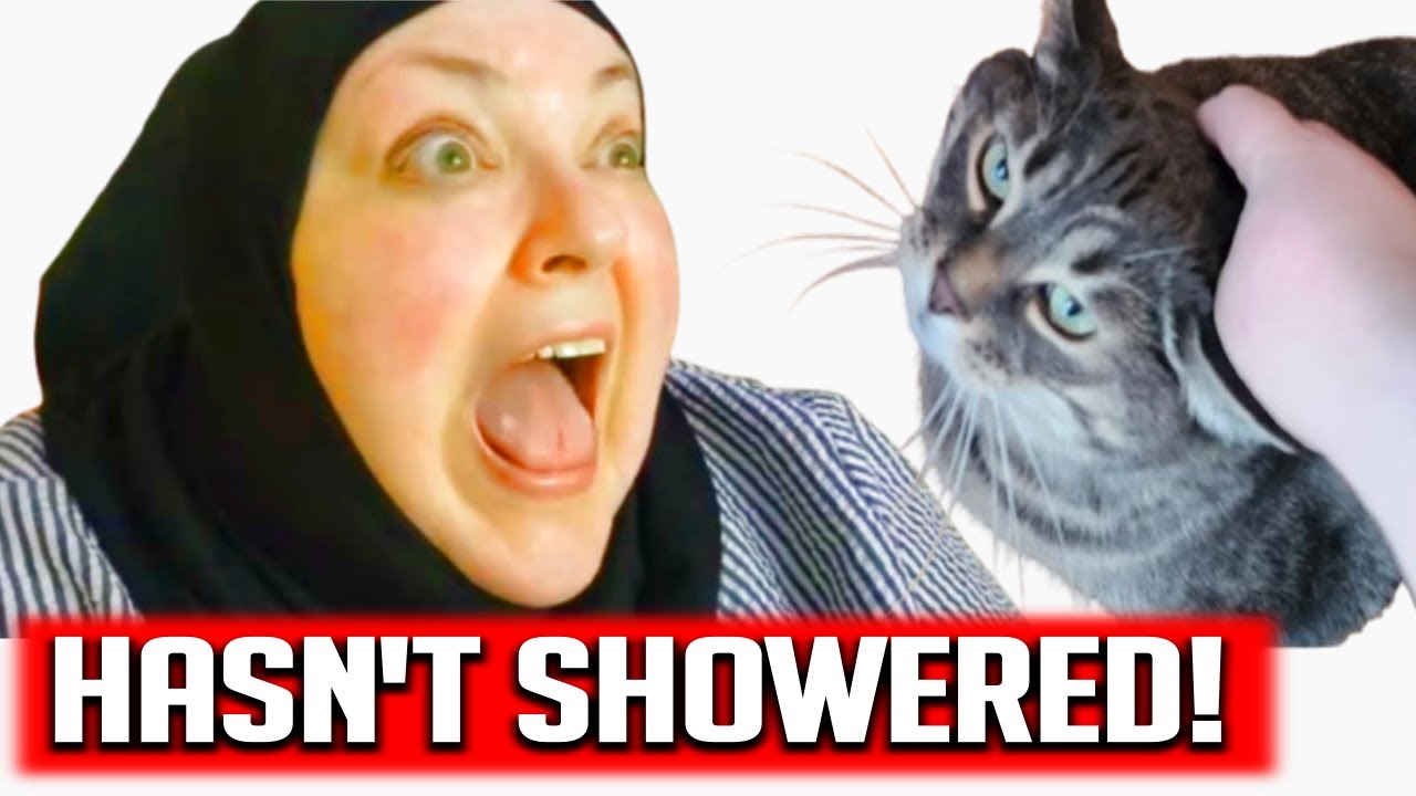 Foodie Beauty Hasn't Showered! Gets A New Cat!