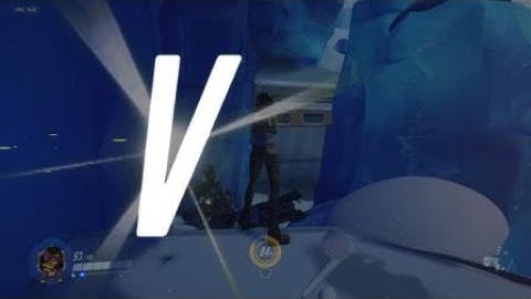 PS4 Overwatch - 3v3 - Clutching with Dva