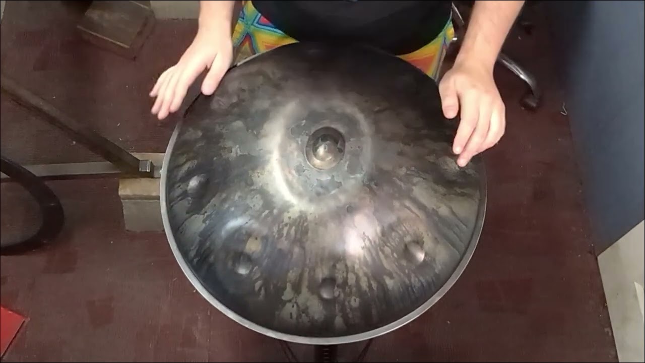 Hamsa Handpans - E Celtic 9 "SUPERNOVA" series