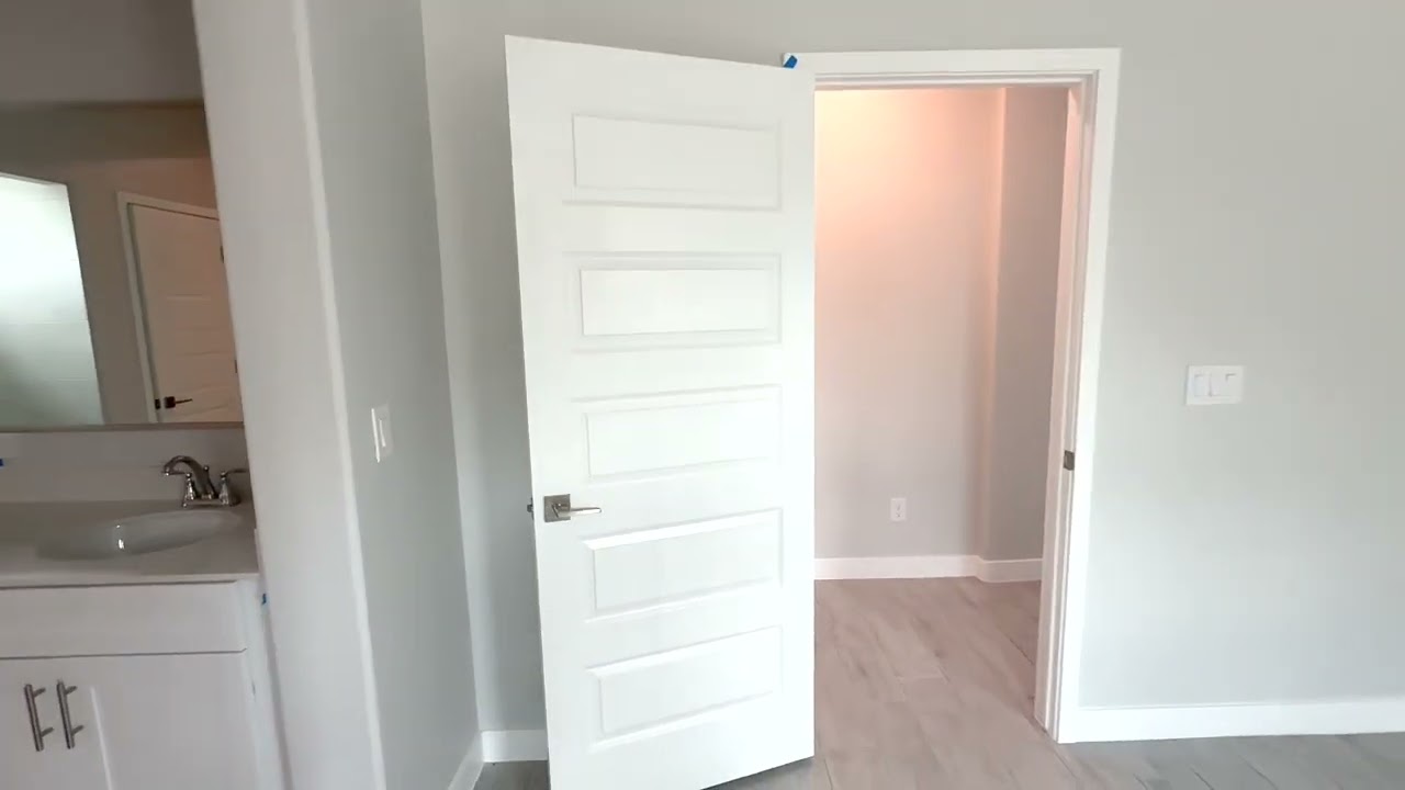 I Toured a $305K House in America's Cheapest State (You Won't Believe What You Get)