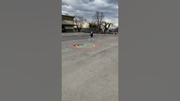 J’ai réussi à faire du vélo sans roulette
