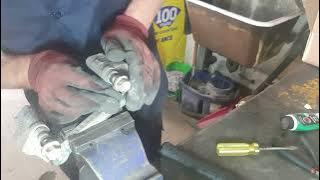 Toyota 4Runner replacement of brake pads andgrinding of brake discs  Ревизия тормозной системы на