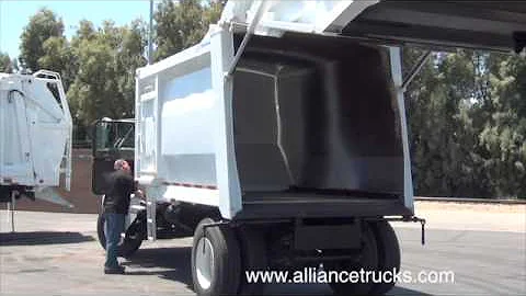 ALLIANCE TRUCKS  T-300 REAR LOADER