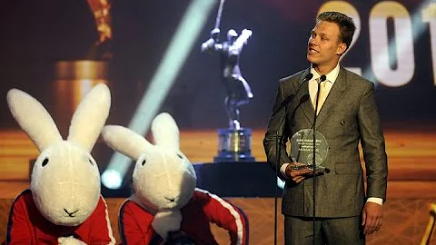 David Pastrnak wins 2015 'best junior player' award at Zlat Hokejka