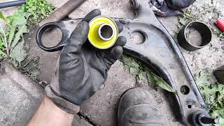 видео: Замена вертикального сайлентблока в рычаге на TOYOTA COROLLA FIELDER 161 картинка: Замена вертикального сайлентблока в рычаге на TOYOTA COROLLA FIELDER 161