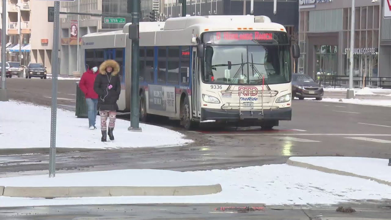 Watch for frostbite symptoms during bitter cold temps - YouTube