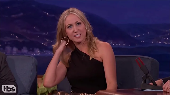 Nikki Glaser's Jennifer Anniston impression