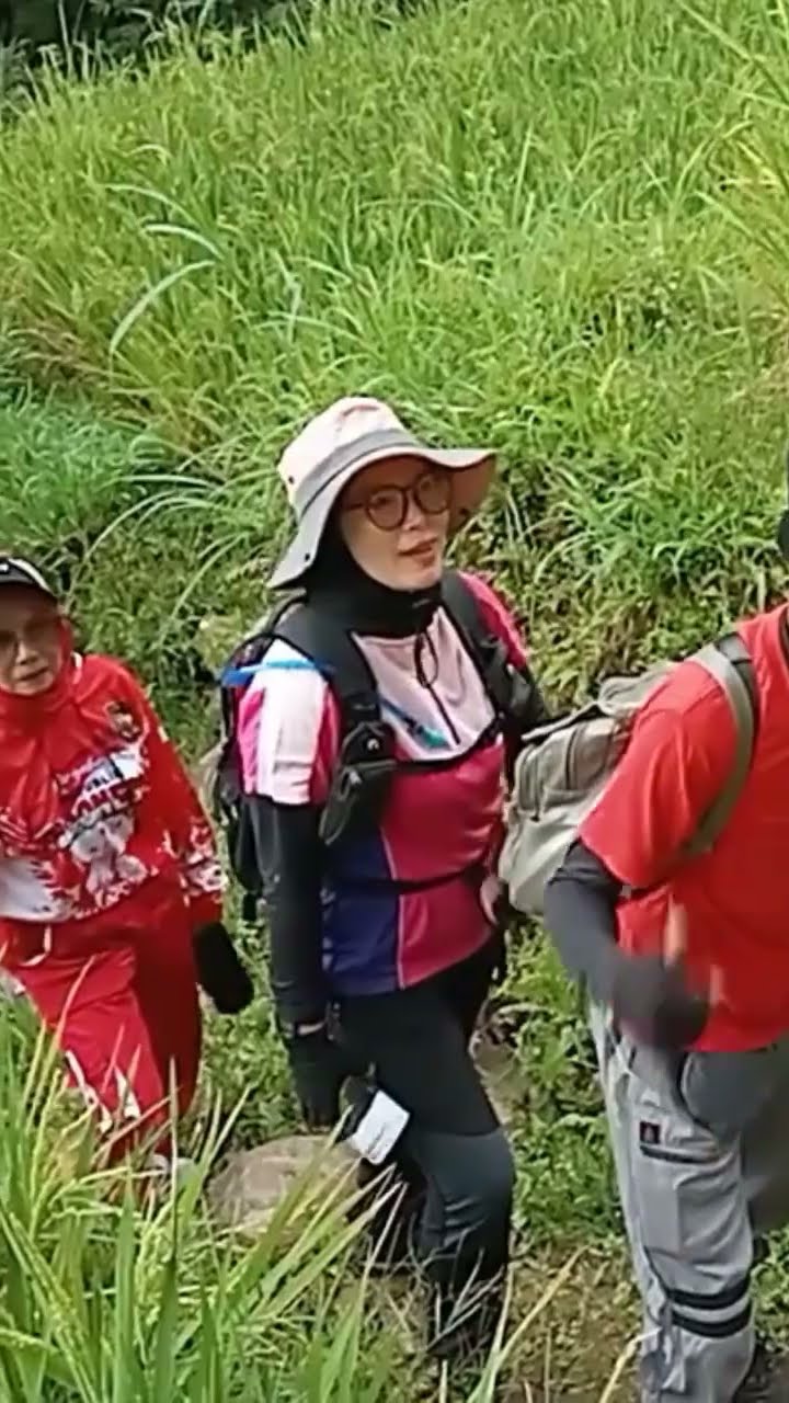 Pendaki Mulai Nanjak