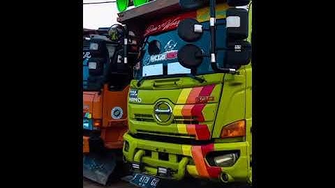 Story wa Dump truck hino500 vs mitsubishi fuso 6x4 keren!