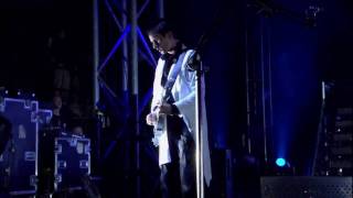 Muse - Time is Running Out Glastonbury 2004 HD Resimi