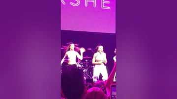 Tinashe "all hands on deck" live at jingle ball nyc pre show