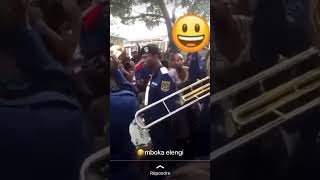 La Danse De Ce Policier Fait Rire Koseka Makasi Mboka Elengi