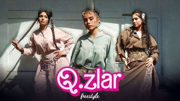 Boglangan qiz bilan tahqirlash bilan qattiq sadomaso jinsiy aloqani tomosha qiling