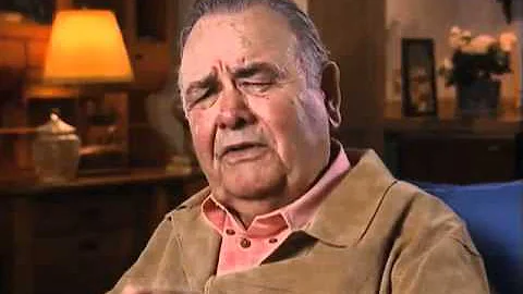 Jonathan Winters discusses Phil Silvers in It's a ...