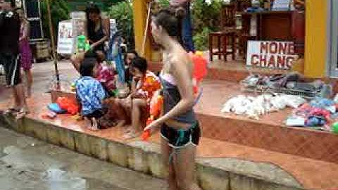 Thumbnail of Song Kran Koh Samet.