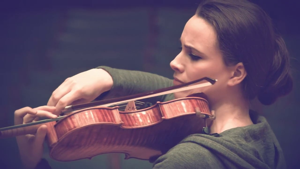 Παρακολούθηση Lea Birringer: the making of the album 'Di tanti palpiti' - trailer στο YouTube Παρακολούθηση Lea Birringer: the making of the album 'Di tanti palpiti' - trailer στο YouTube