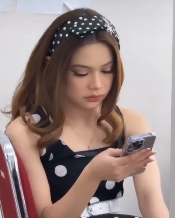 Lady Rara Lagi Santai Main Hp Gess #chanelfansraralida #raralida #rara #ralova #ladyrara