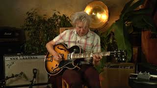 Gibson ES-175 D from 1976 presented by Tobias Hoffmann @VintageGuitarOldenburg