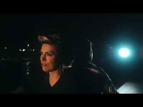 ROLLING IN THE DEEP - ADELE