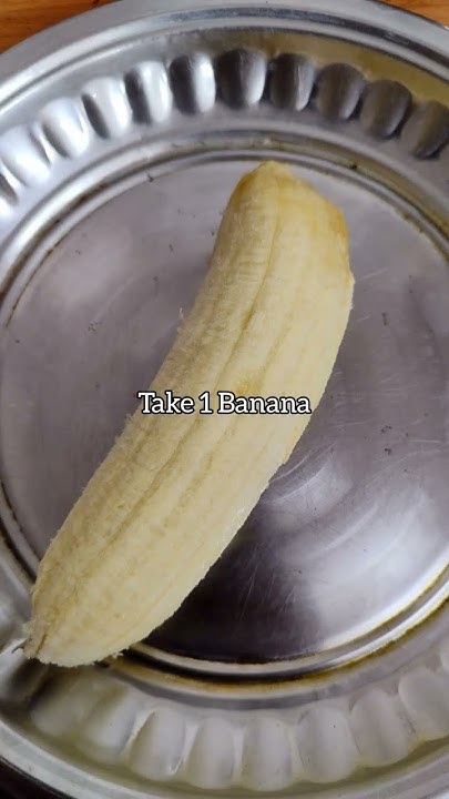 mid-morning-snacks-for-babies-red-banana-for-10-months-old-baby-6