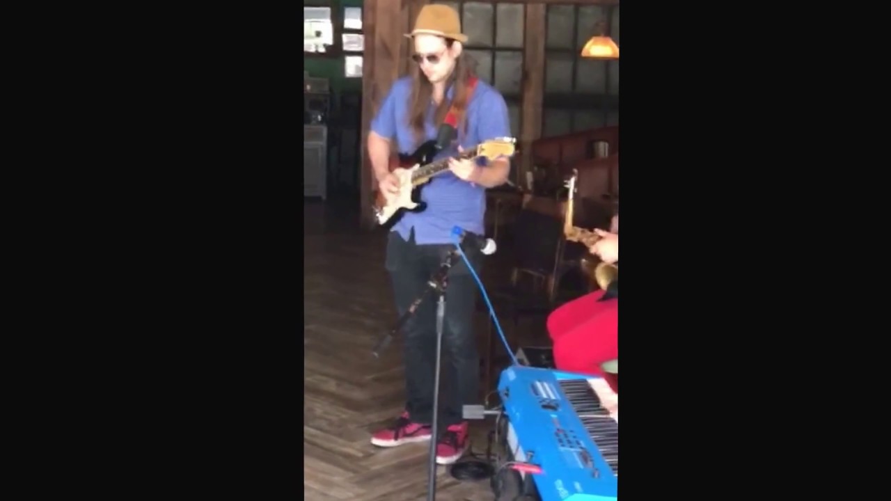 “El Carretero” Trio Pepito Montes ft. Julien Harris