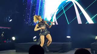 Video thumbnail of "Lindsey Stirling - Roundtable Rival 22/08/2017 #BraveEnough @ Teatro Caupolicán. Chile"