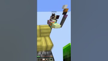 The elytra is too overpowered! Minecraft Pillars of Fortune #minecraftshorts #cubecraft