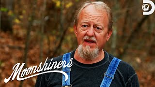 Killer Beaz and Digger Make 500 POUNDS OF MASH IN ONE DAY! | Moonshiners | Discovery