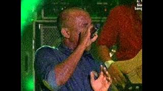 Black feat Azlan The Typewriter- Gemuruh (Live Jom Heboh Sarawak 2012).mpg