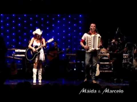 Máida e Marcelo-Enquanto a chuva cai