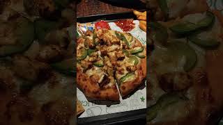 Famous pizza holic 🍕 Wealth