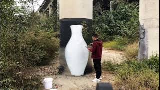 Can you take the vase away?