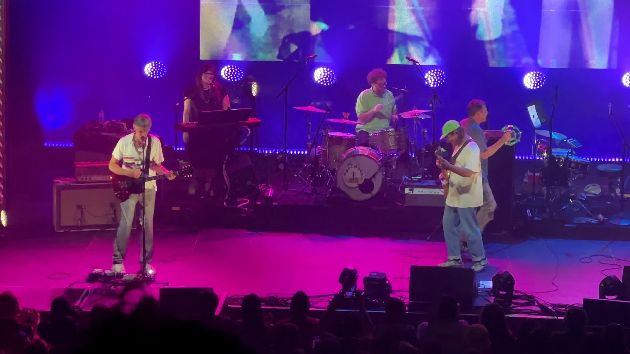 PAVEMENT  -  "Harness Your Hopes" - Live 2022 - Kansas City - Sep 20th