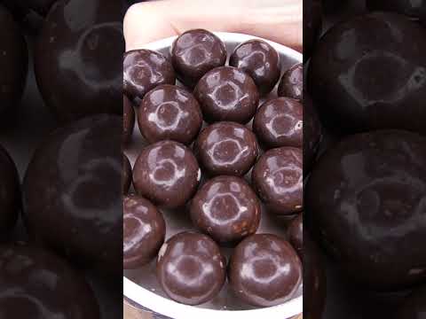 ASMR GIANT CHOCOLATE BALL CHOCOLATE MILK MAGNUM ICE CREAM NUTELLA DESSERT MUKBANG 먹방咀嚼音EATING SOUNDS