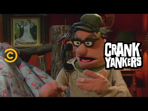 getting-abducted-by-aliens---prank---crank-yankers