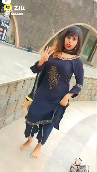 char din ke Jindagi BA Rani jab tak Jiya maja Khub Liye new video