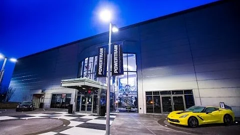 GM Powertrain Performance & Racing Center Tour, Pontiac, Michigan, USA - Unravel Travel TV