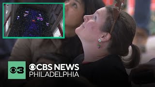 Families Pack Wanamaker Building For Christmas Light Show With Future Uncertain