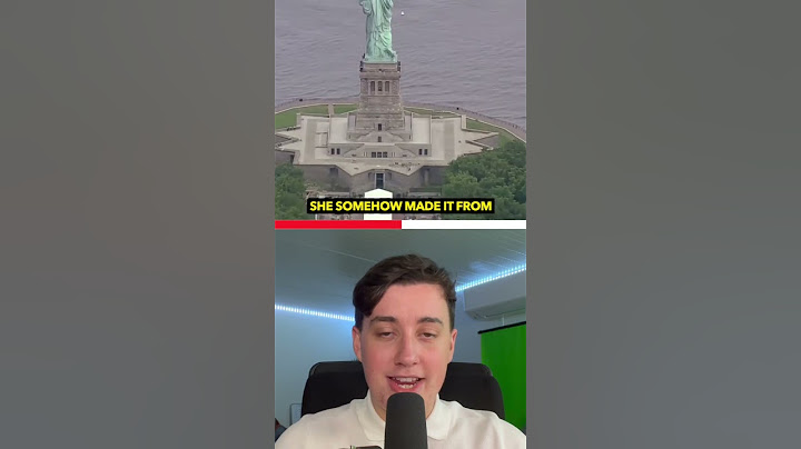 WOMAN CLIMBS THE STATUE OF LIBERTY! #Shorts