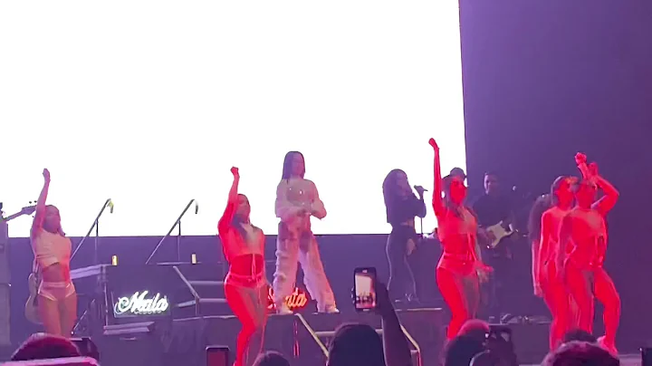 Becky G performs Sin Pijama live at Borderfest in ...