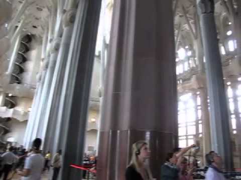 バルセロナ・サグラダ・ファミリア聖堂（スペイン）